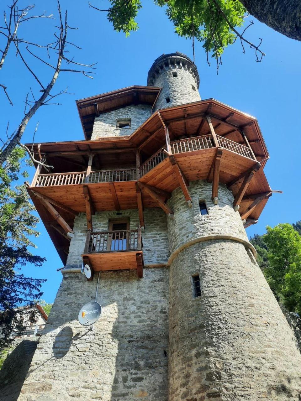 Il Castello Nel Bosco, Appartamento Torrente Champorcher Buitenkant foto