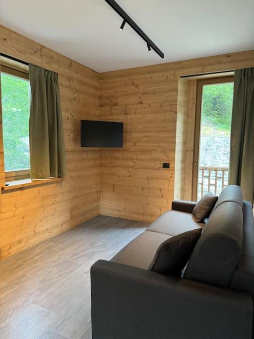 Il Castello Nel Bosco, Appartamento Torrente Champorcher Buitenkant foto
